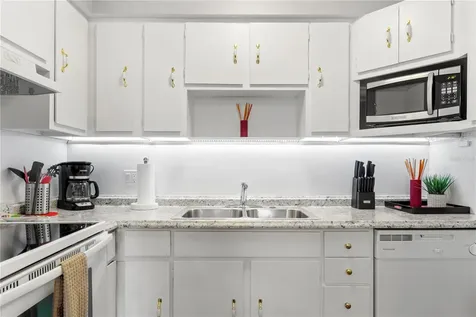 5596 100th Way N St Petersburg FL 33708