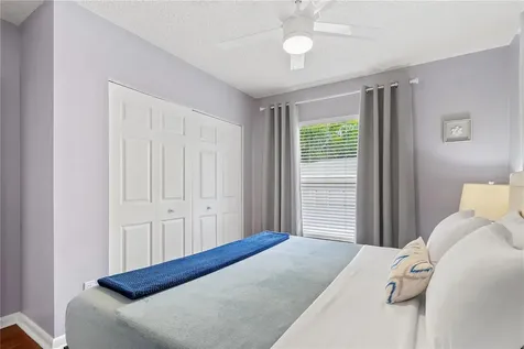 5596 100th Way N St Petersburg FL 33708