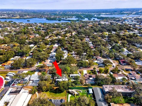 5596 100th Way N St Petersburg FL 33708