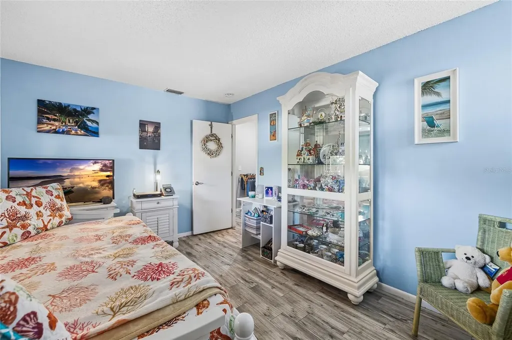 6801 15th Street S St Petersburg FL 33705