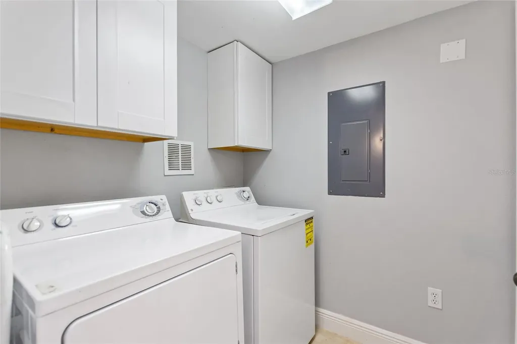 4717 Vero Beach Place Kissimmee FL 34746