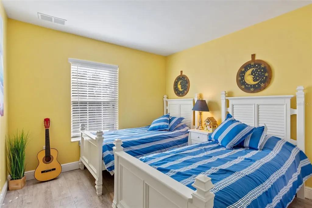 4717 Vero Beach Place Kissimmee FL 34746