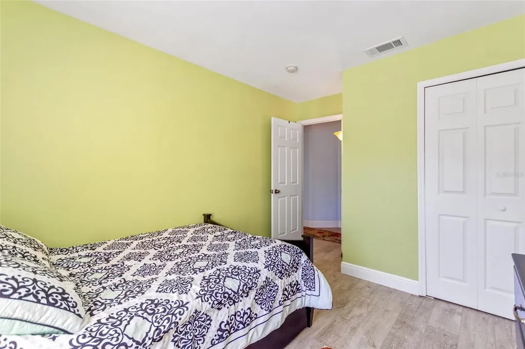 4717 Vero Beach Place Kissimmee FL 34746