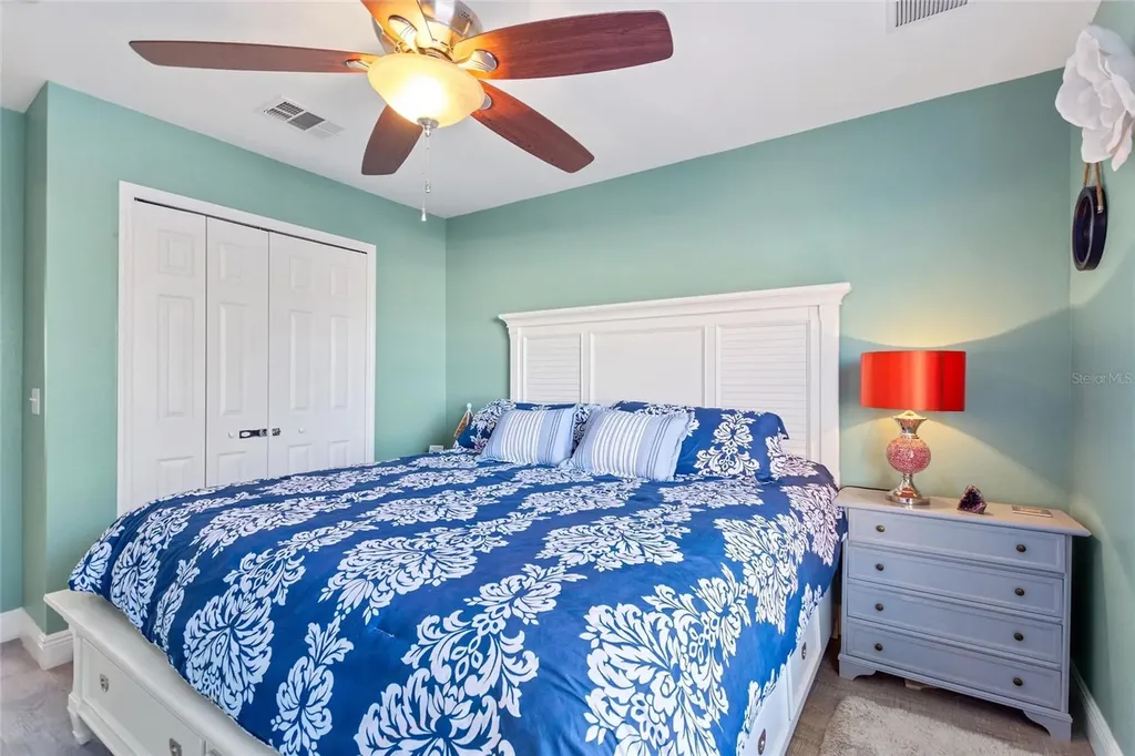 4717 Vero Beach Place Kissimmee FL 34746