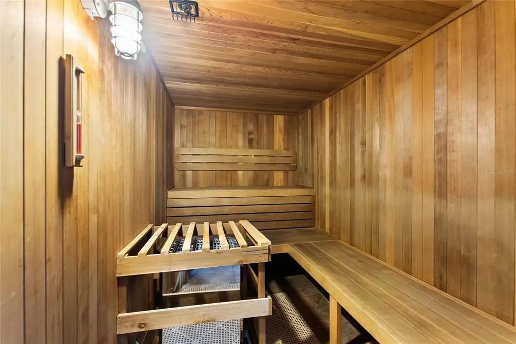 4717 Vero Beach Place Kissimmee FL 34746