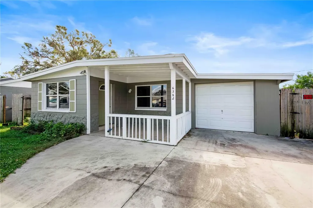 6382 81st Avenue N Pinellas Park FL 33781