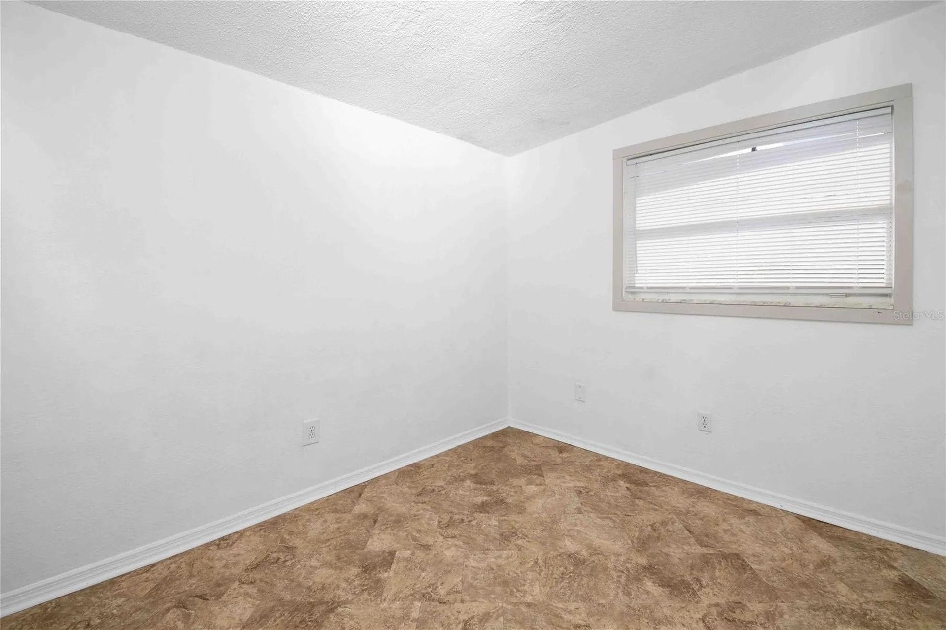 6382 81st Avenue N Pinellas Park FL 33781