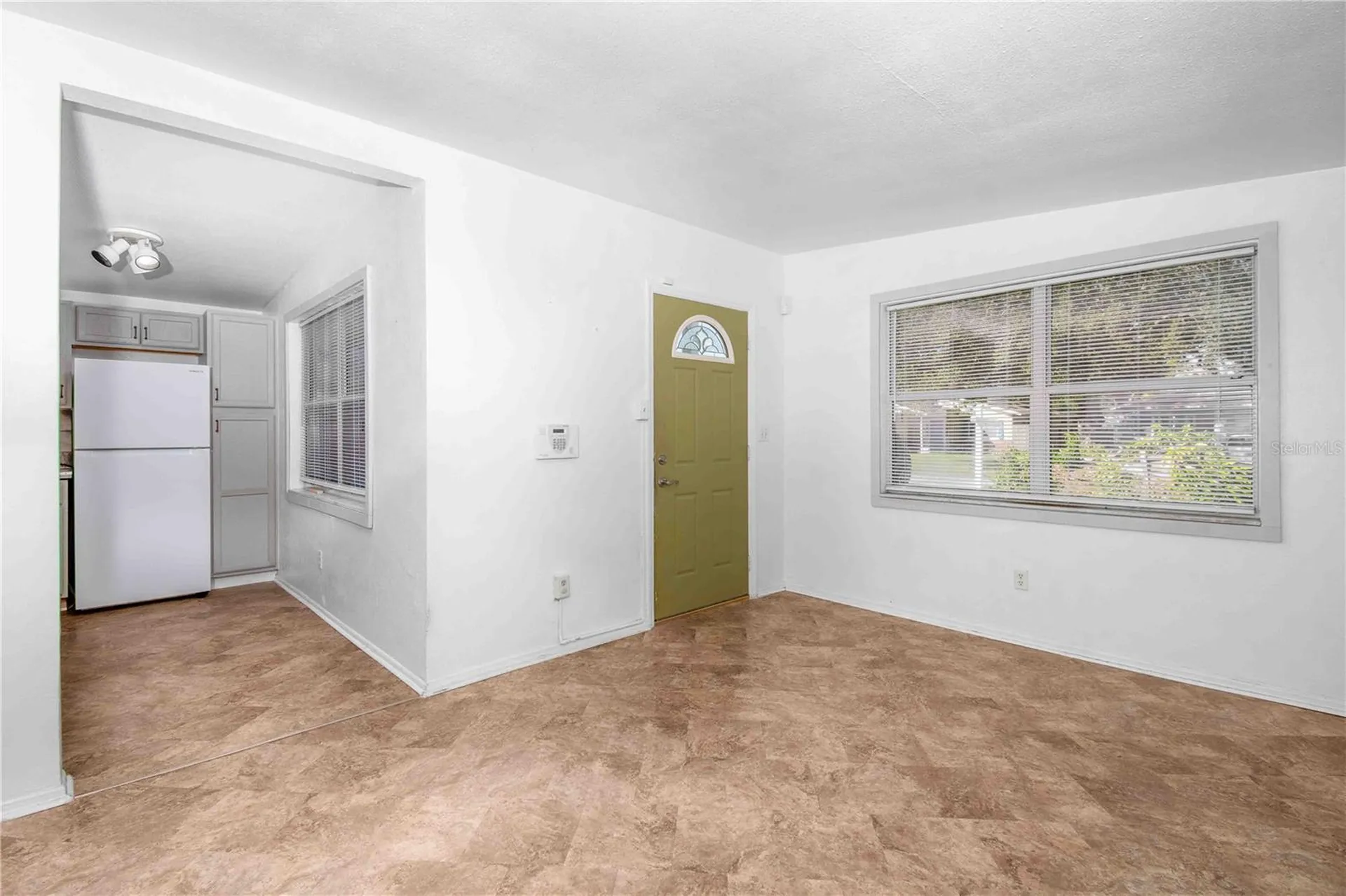 6382 81st Avenue N Pinellas Park FL 33781