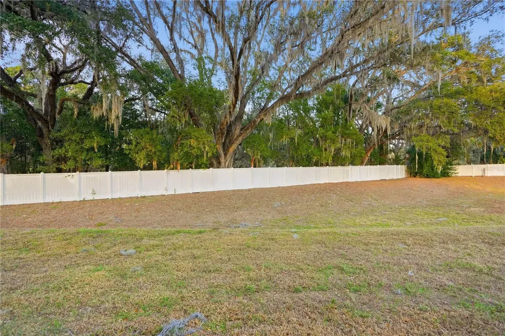 15571 Stone House Drive Brooksville FL 34604