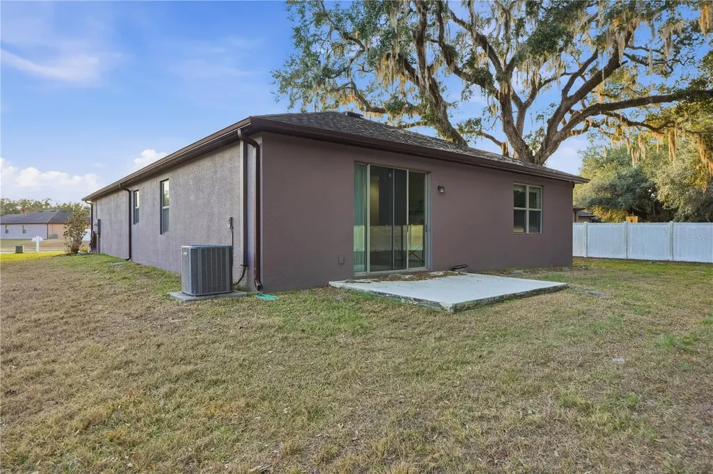 15571 Stone House Drive Brooksville FL 34604