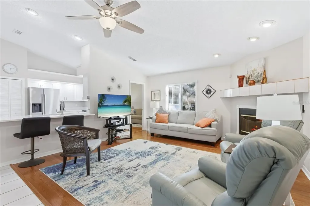 716 Woodmont Drive Tarpon Springs FL 34689