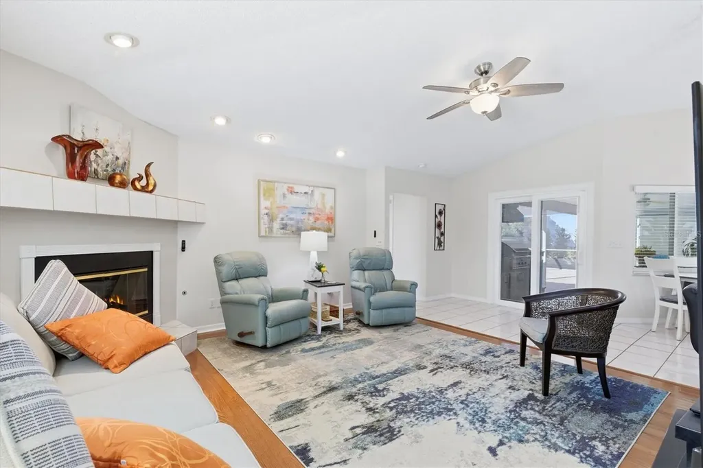 716 Woodmont Drive Tarpon Springs FL 34689