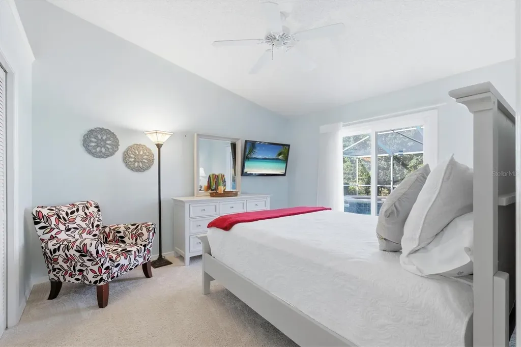 716 Woodmont Drive Tarpon Springs FL 34689