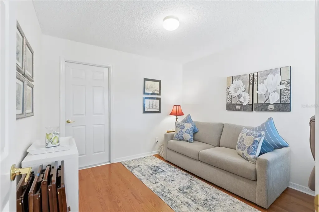 716 Woodmont Drive Tarpon Springs FL 34689