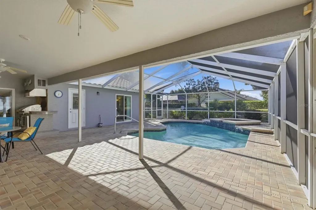 716 Woodmont Drive Tarpon Springs FL 34689