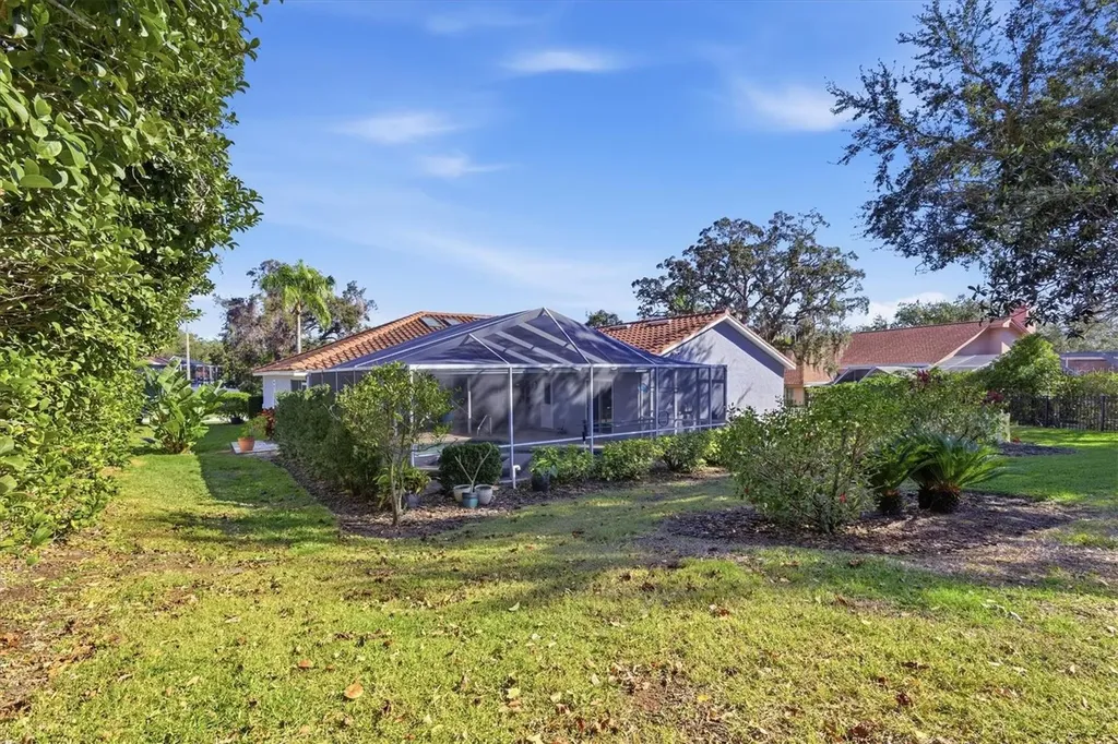 716 Woodmont Drive Tarpon Springs FL 34689