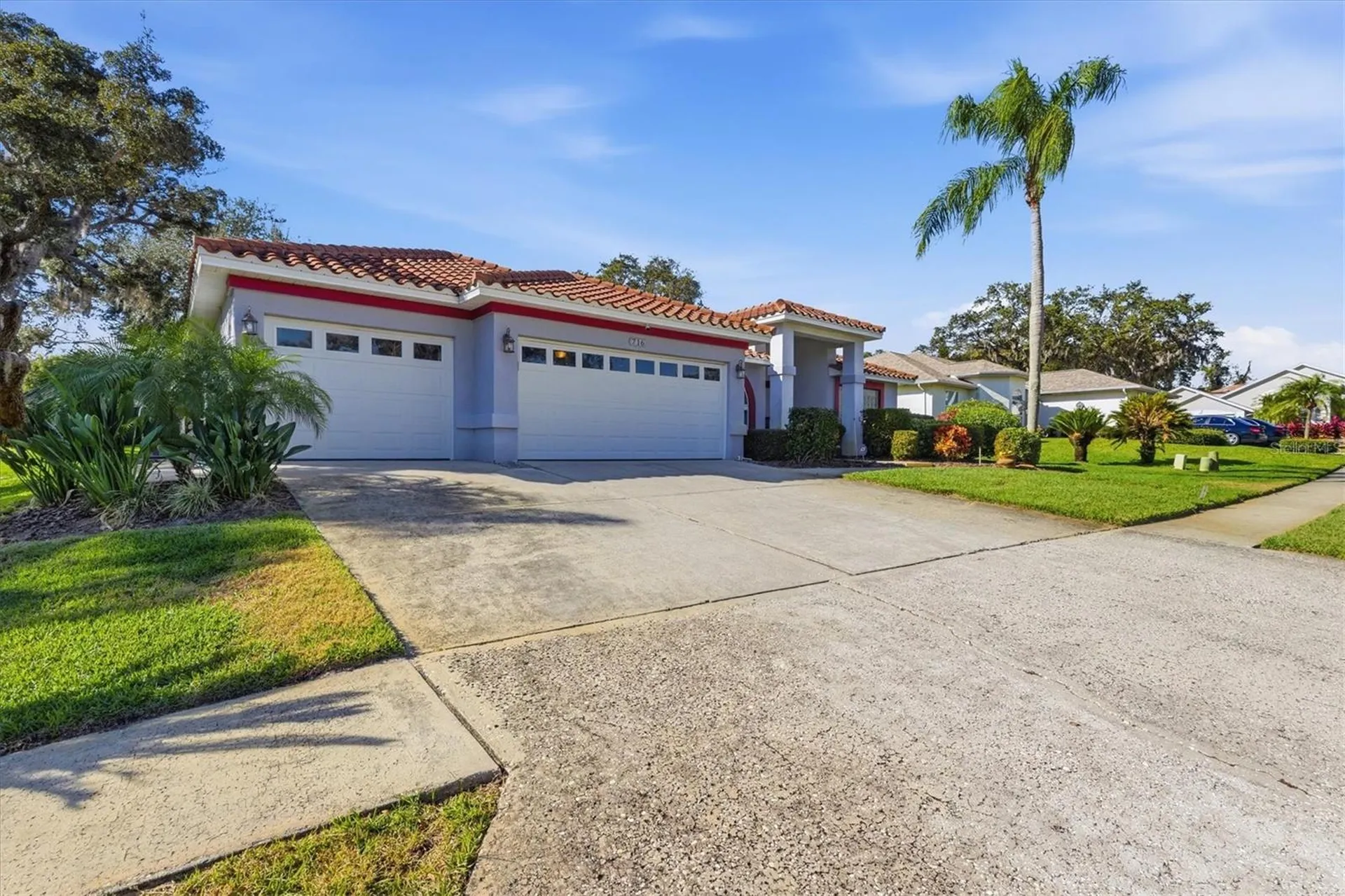 716 Woodmont Drive Tarpon Springs FL 34689