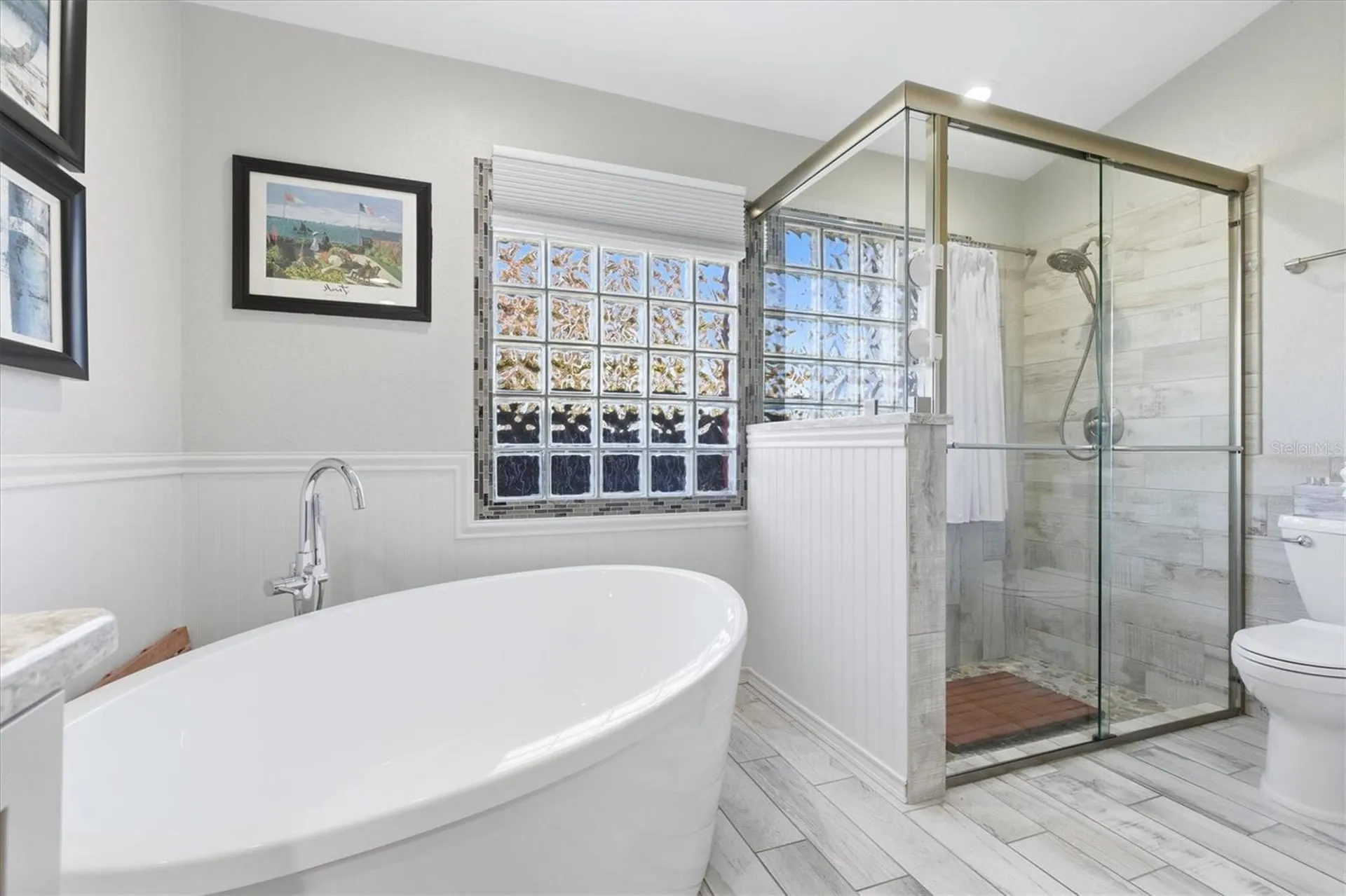 716 Woodmont Drive Tarpon Springs FL 34689