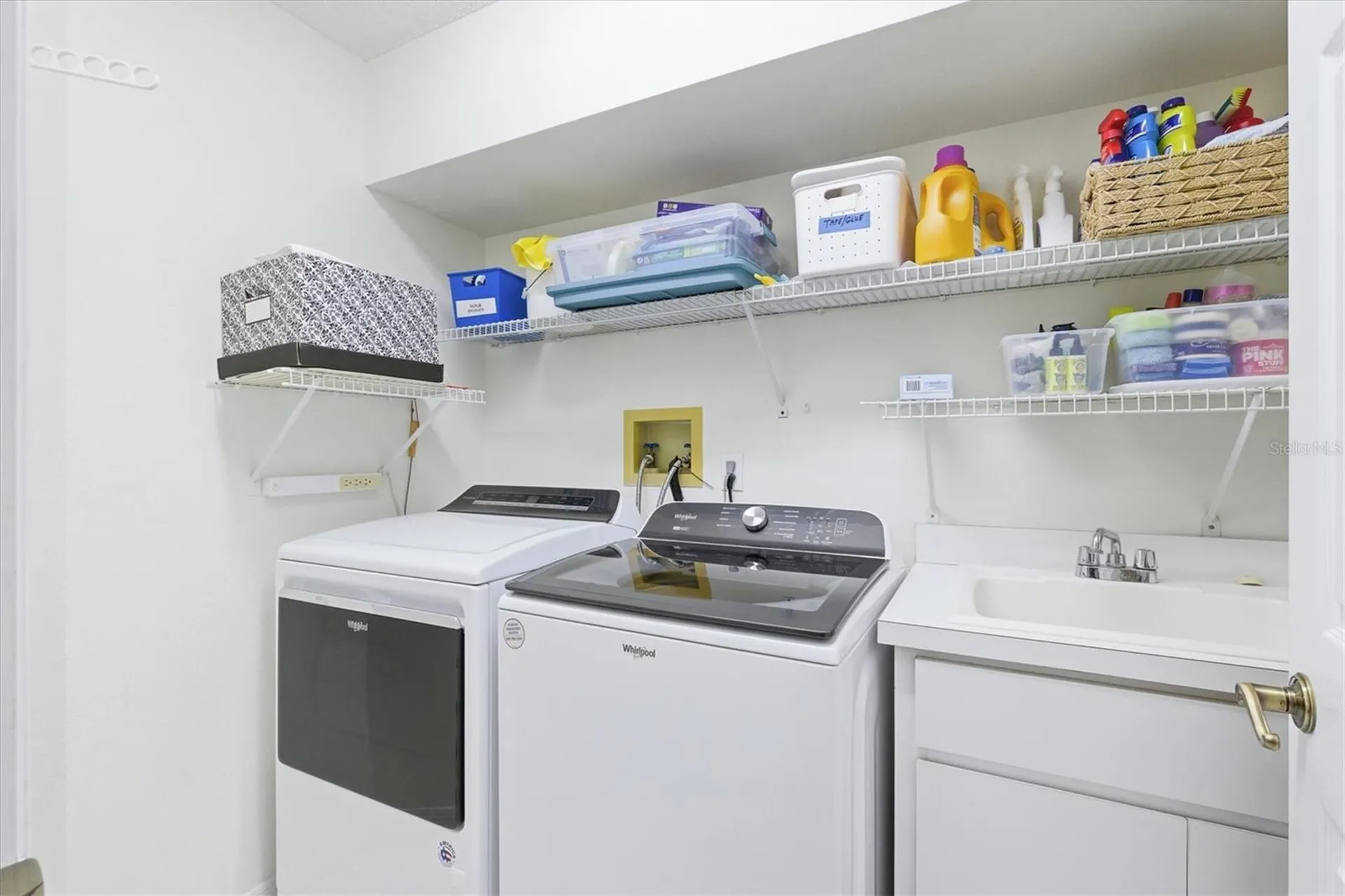 716 Woodmont Drive Tarpon Springs FL 34689