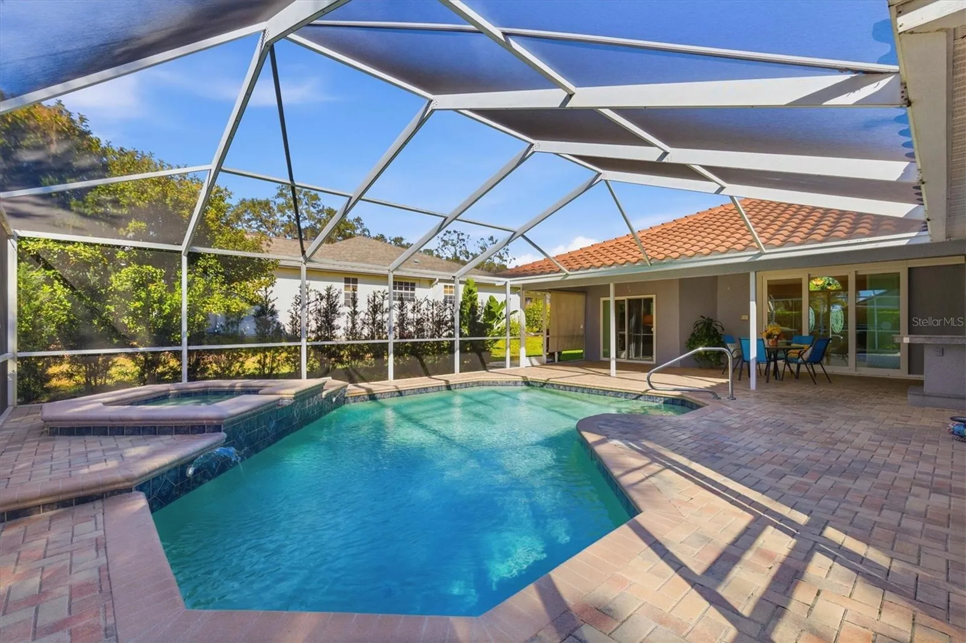 716 Woodmont Drive Tarpon Springs FL 34689
