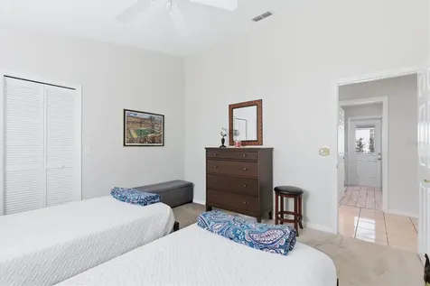 716 Woodmont Drive Tarpon Springs FL 34689