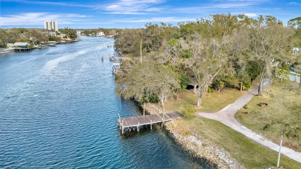 3306 N Perry Avenue Tampa FL 33603