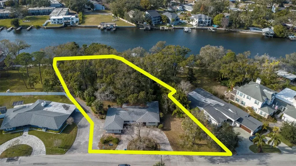 3306 N Perry Avenue Tampa FL 33603