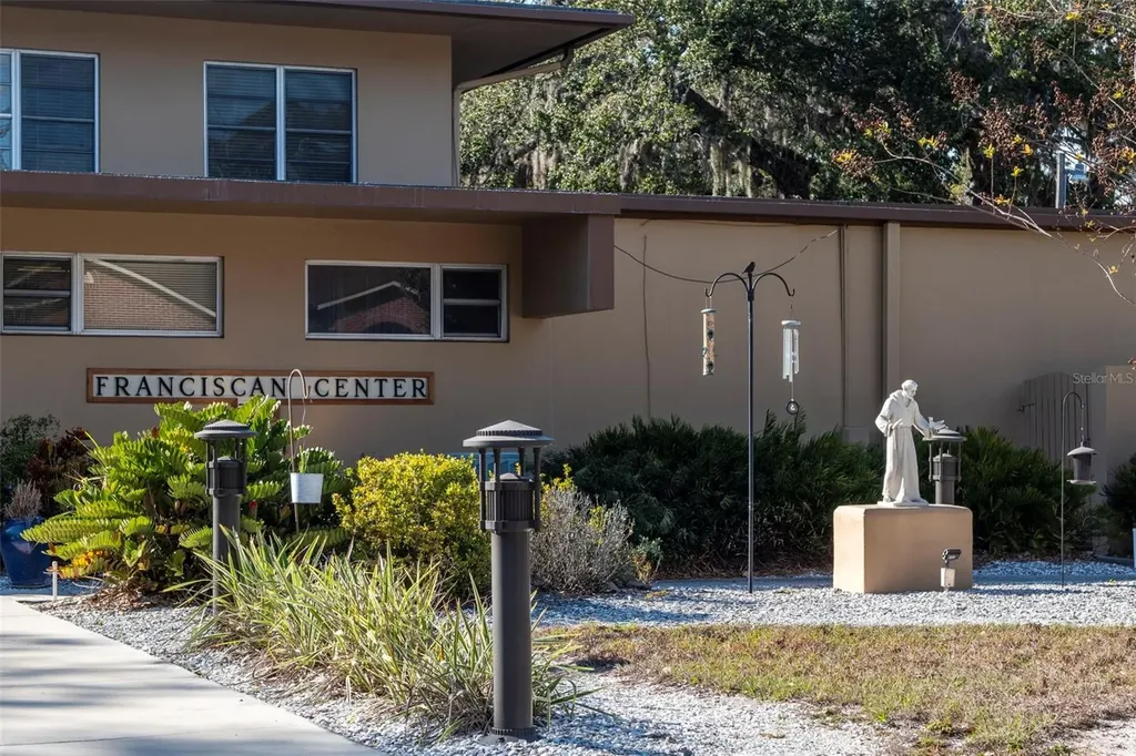 3306 N Perry Avenue Tampa FL 33603