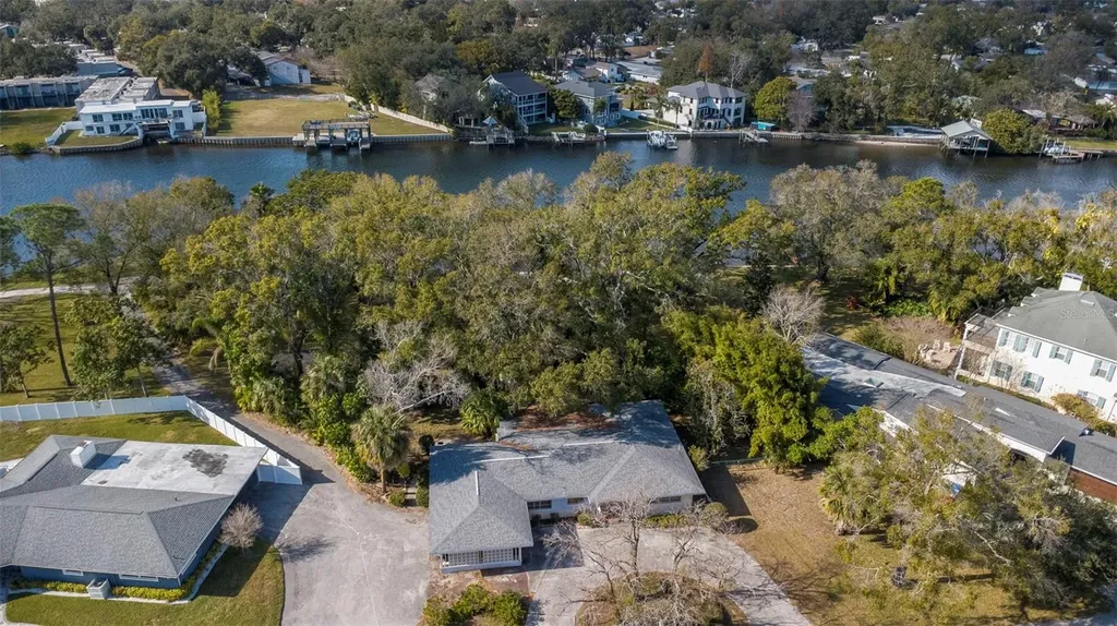3306 N Perry Avenue Tampa FL 33603
