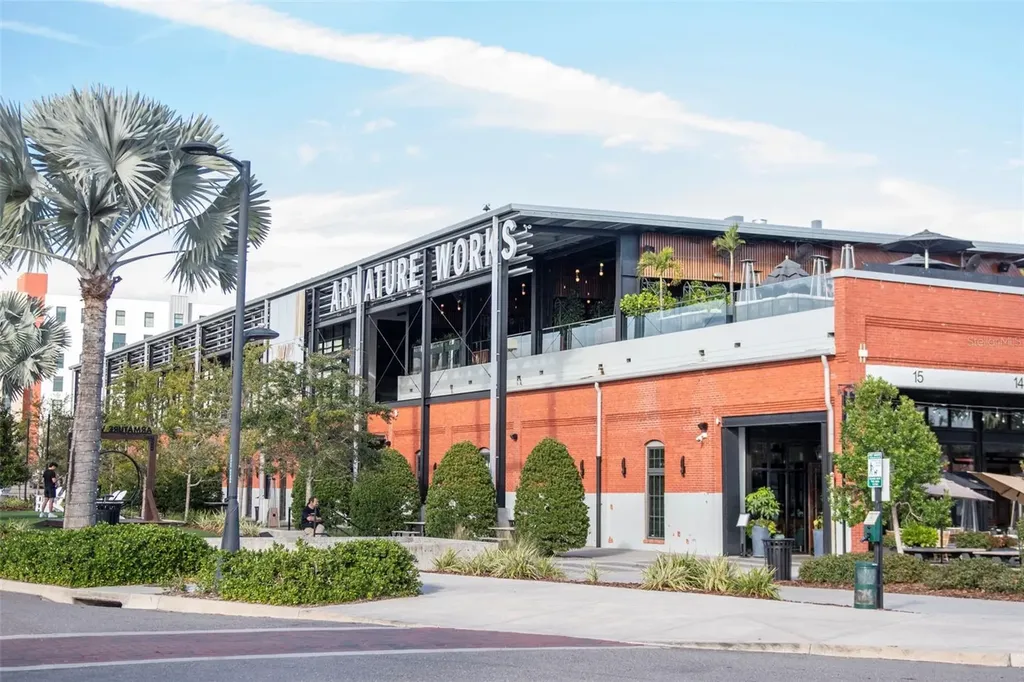 3306 N Perry Avenue Tampa FL 33603