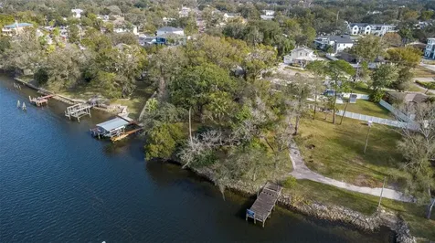 3306 N Perry Avenue Tampa FL 33603