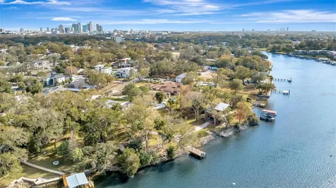 3306 N Perry Avenue Tampa FL 33603