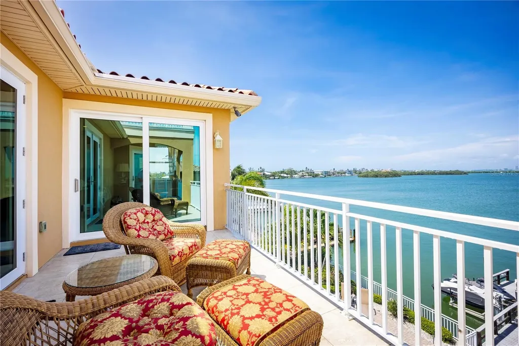 306 Harbor Drive Indian Rocks Beach FL 33785