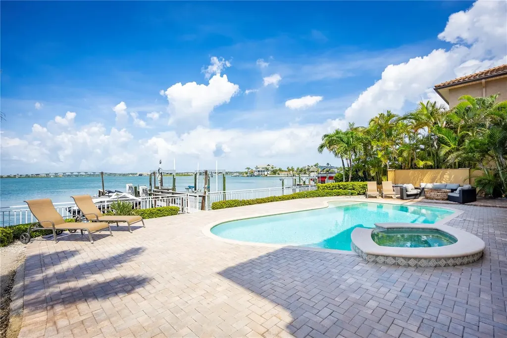 306 Harbor Drive Indian Rocks Beach FL 33785
