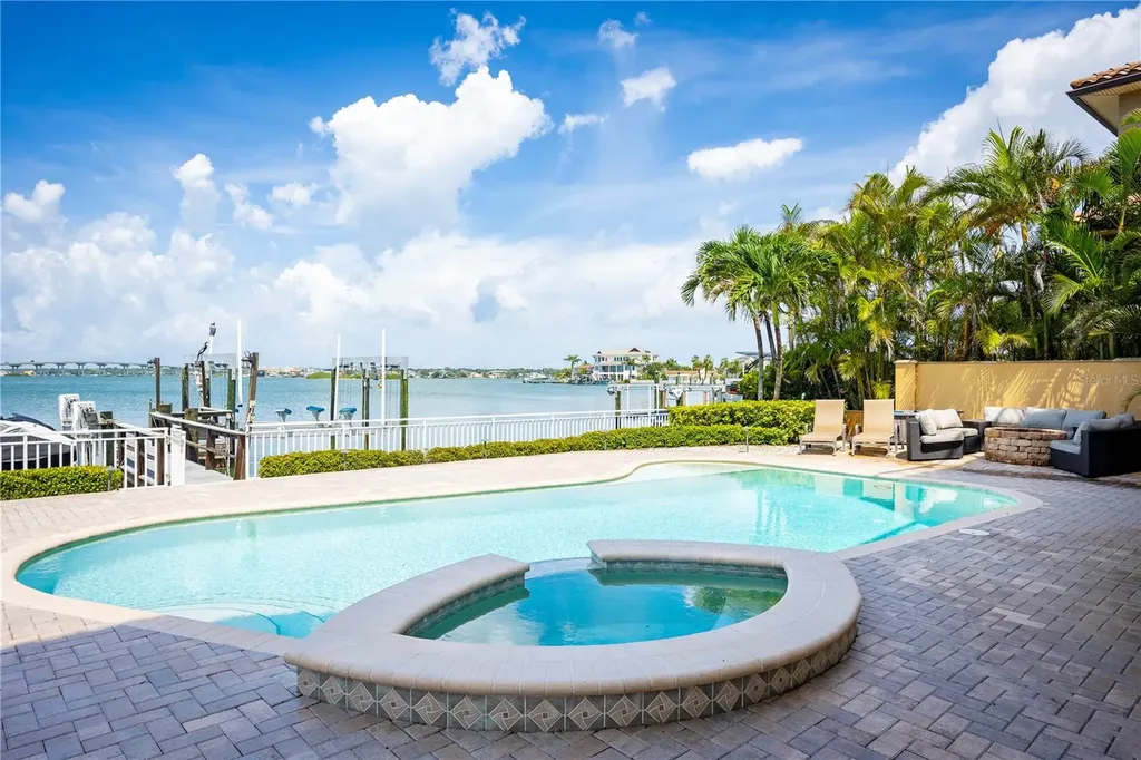 306 Harbor Drive Indian Rocks Beach FL 33785