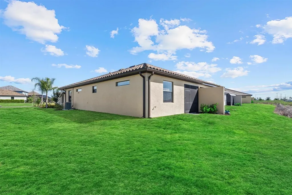15304 Sunny Day Drive Lakewood Ranch FL 34211