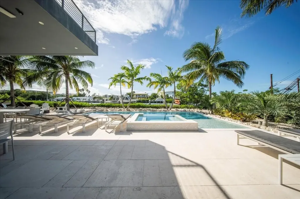 118 Avenue E Marathon FL 33050