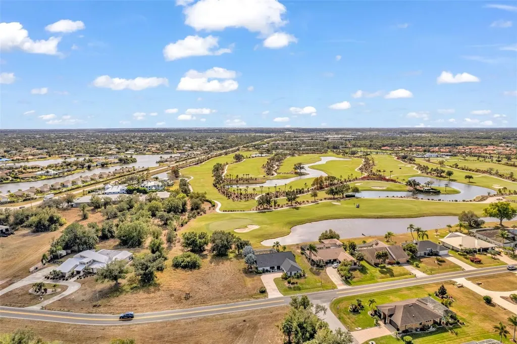 11903 SW Kingsway Circle Lake Suzy FL 34269
