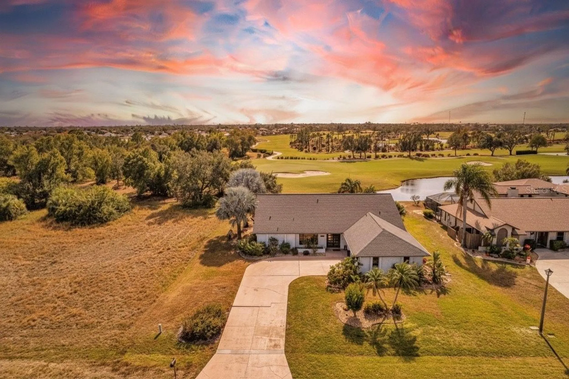 11903 SW Kingsway Circle Lake Suzy FL 34269