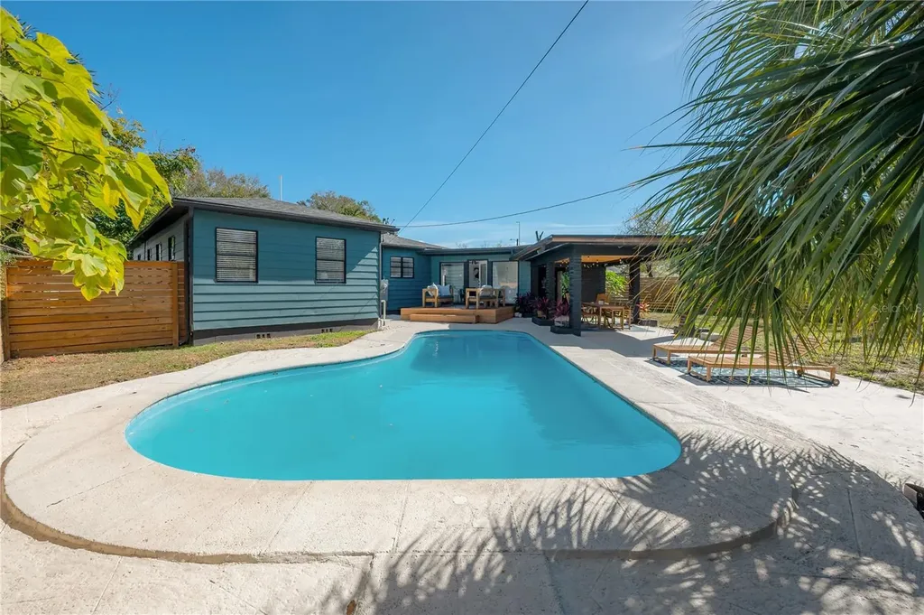 4110 N Marguerite Street Tampa FL 33603