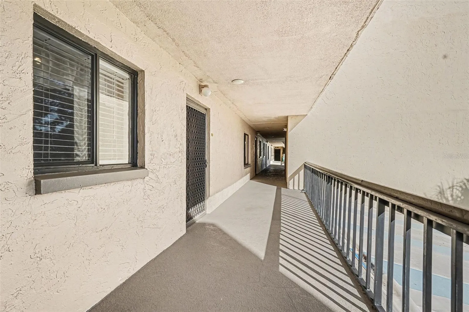 303 Tarpon Point Tarpon Springs FL 34689