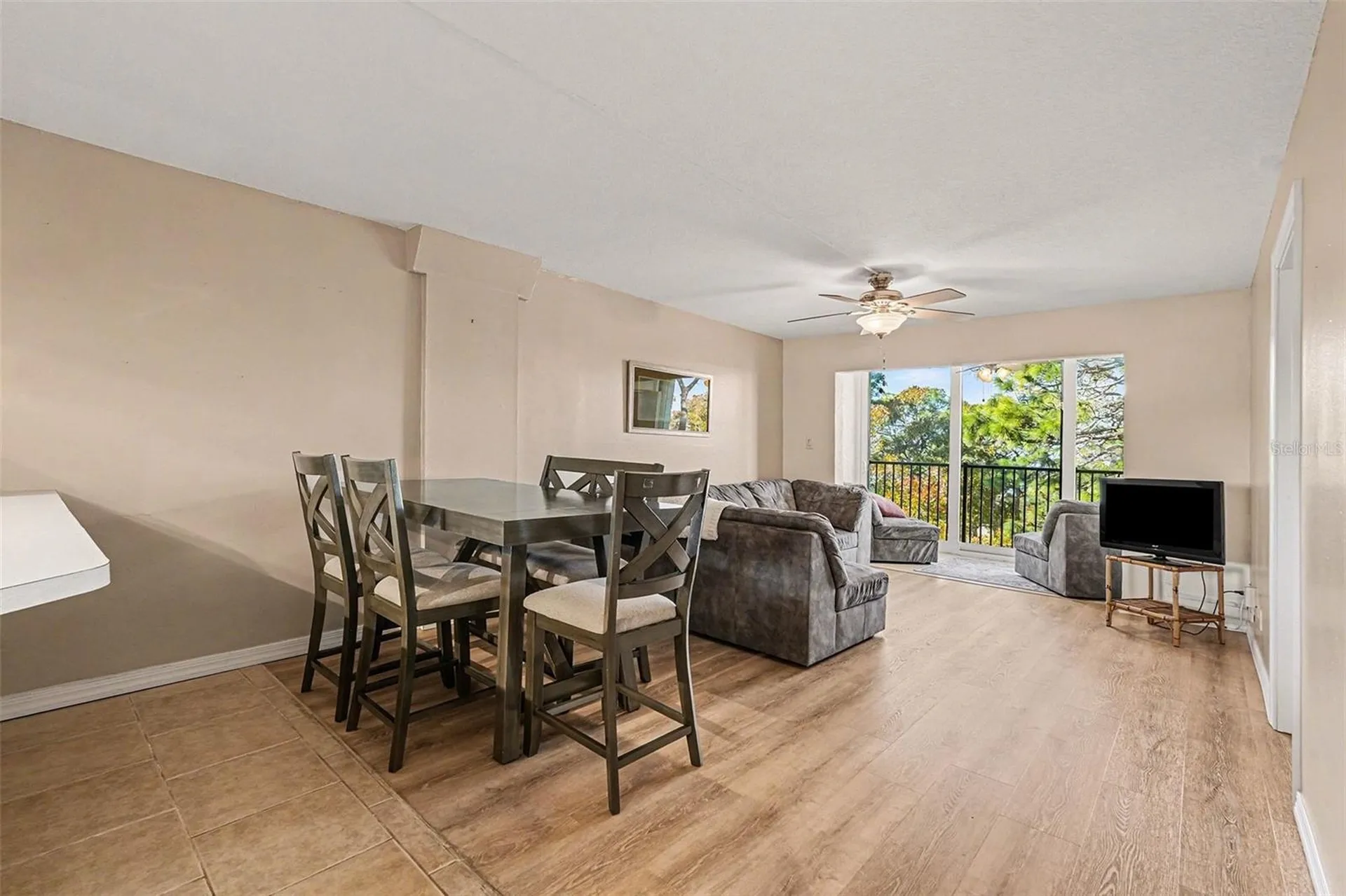 303 Tarpon Point Tarpon Springs FL 34689