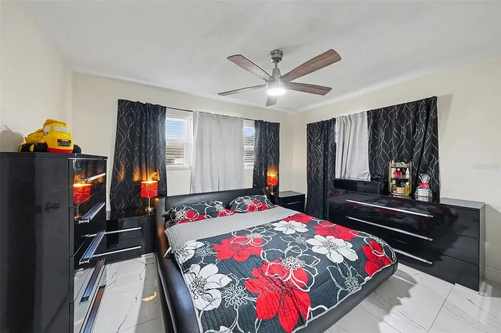 2910 W Burke Street Tampa FL 33614