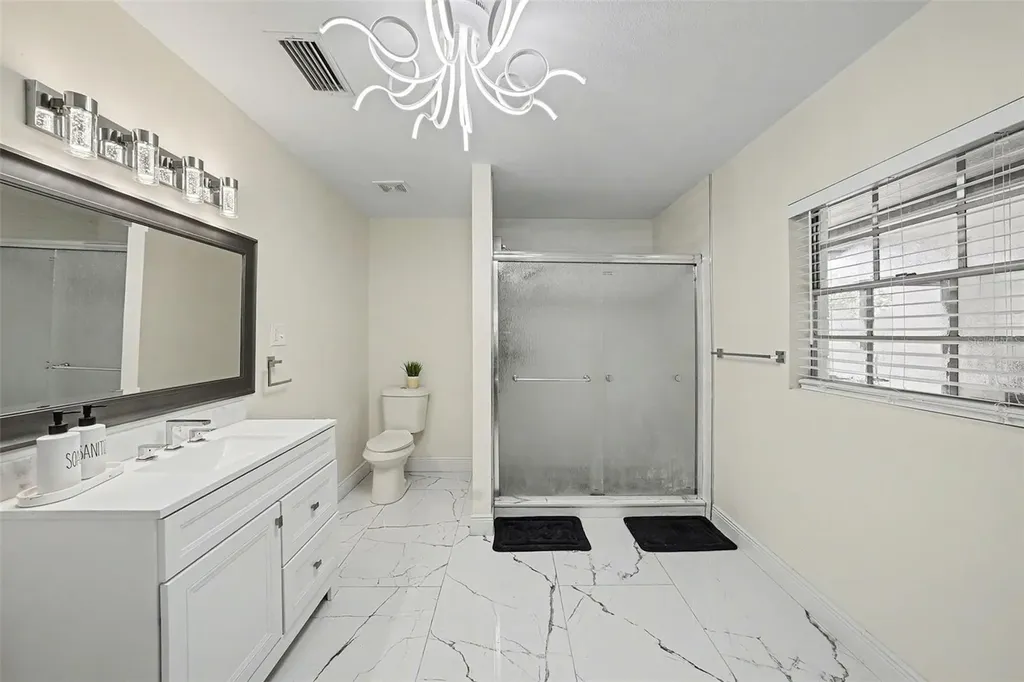 2910 W Burke Street Tampa FL 33614