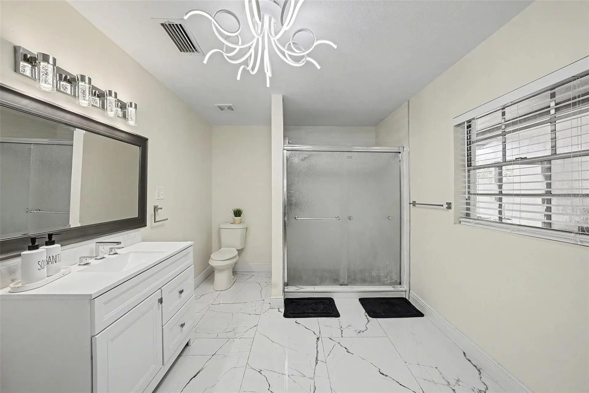 2910 W Burke Street Tampa FL 33614