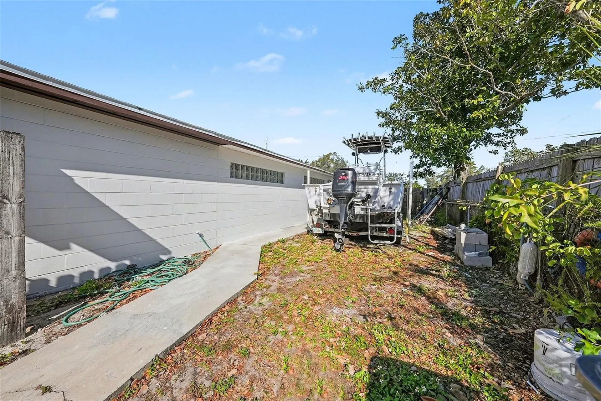 2910 W Burke Street Tampa FL 33614