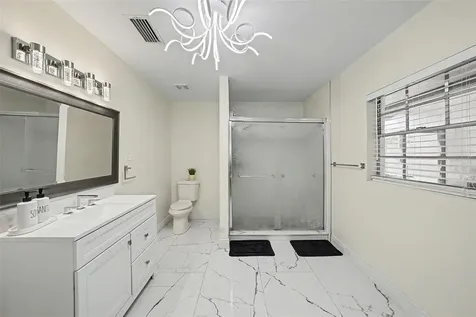 2910 W Burke Street Tampa FL 33614