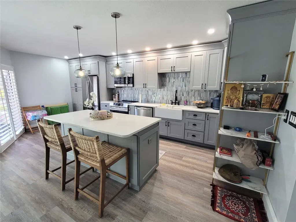 1005 S Bayshore Boulevard Safety Harbor FL 34695