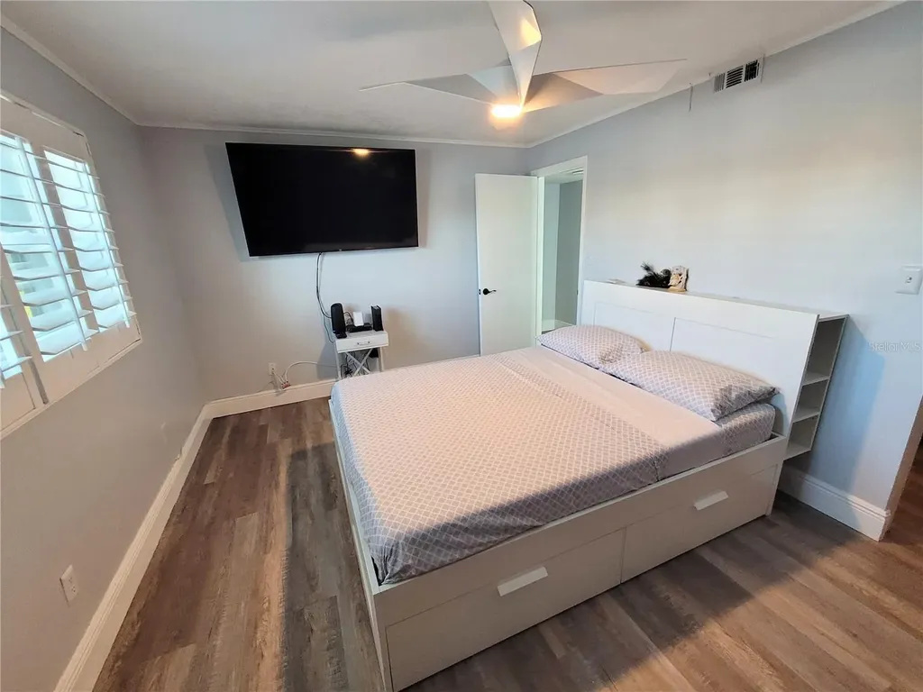 1005 S Bayshore Boulevard Safety Harbor FL 34695