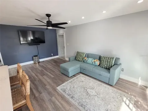 1005 S Bayshore Boulevard Safety Harbor FL 34695
